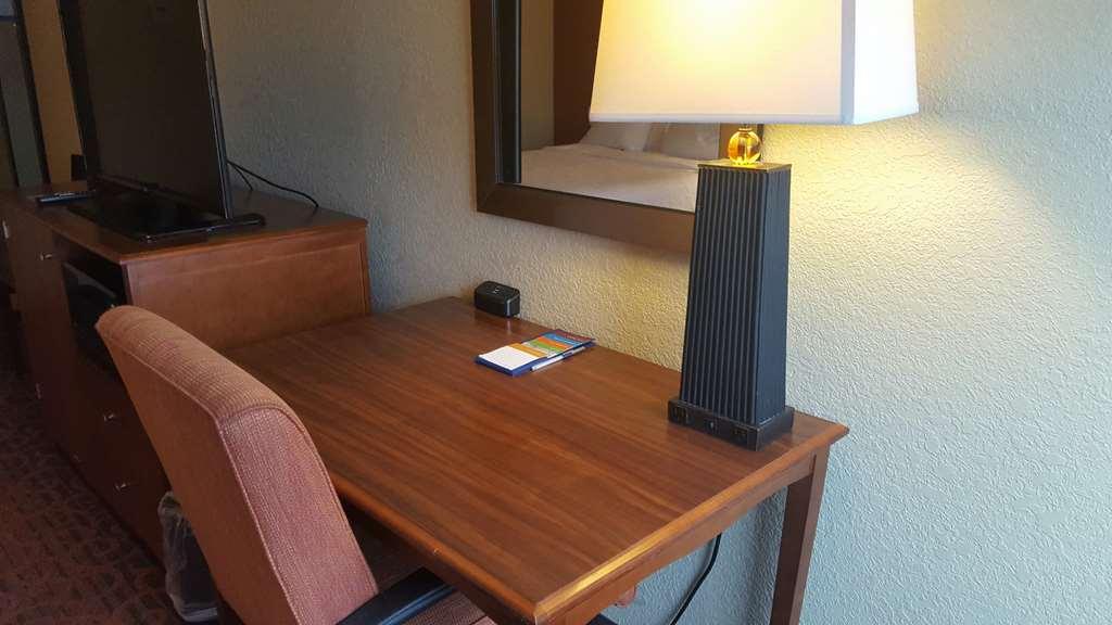 Hampton Inn Fort Wayne-Southwest Номер фото