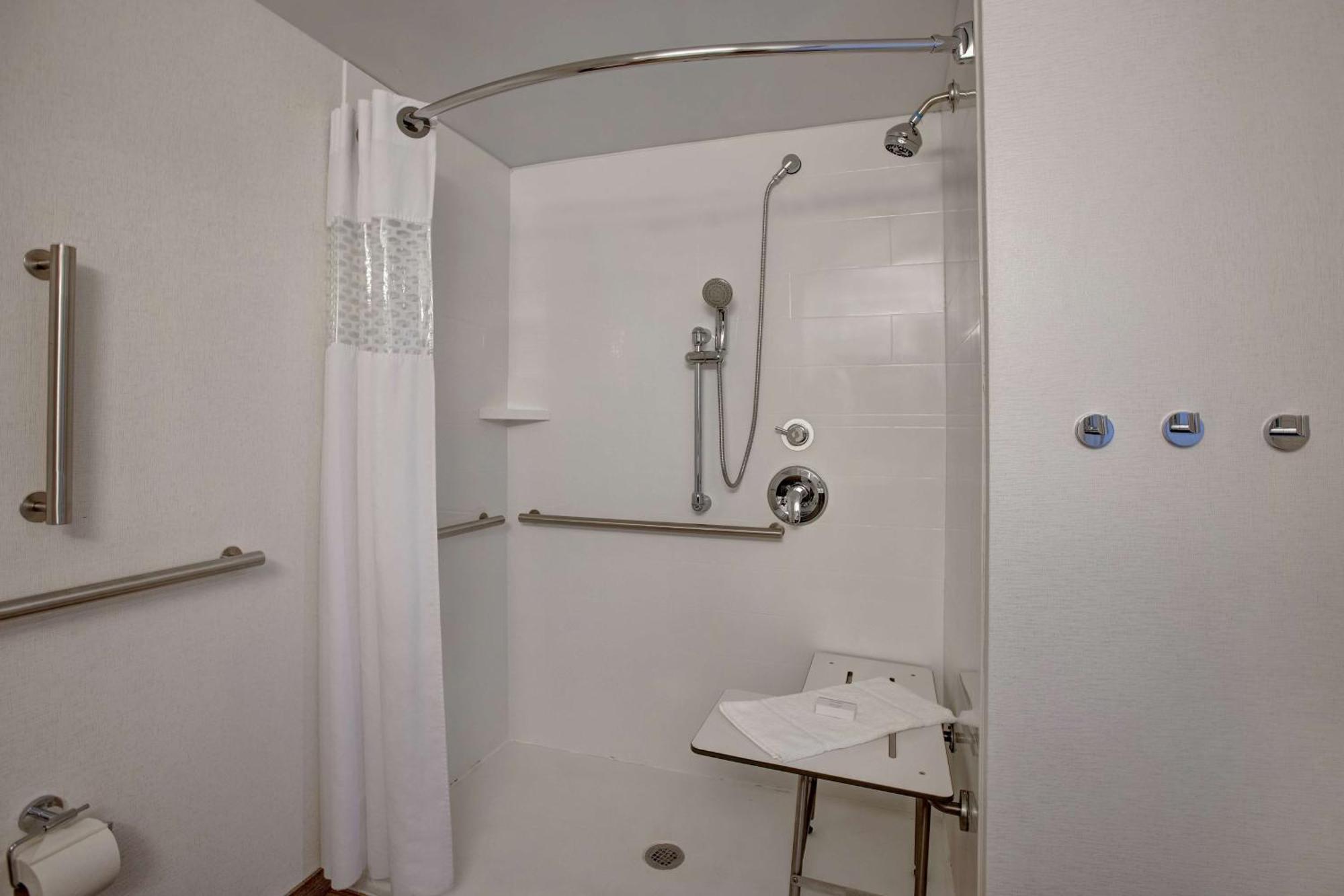 Hampton Inn Fort Wayne-Southwest Екстер'єр фото