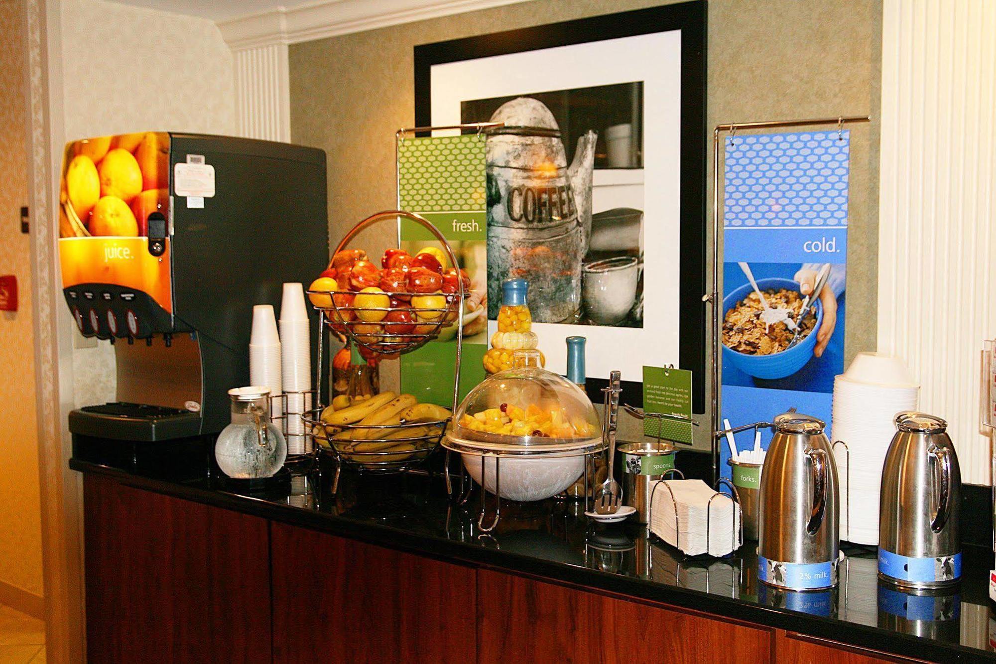 Hampton Inn Fort Wayne-Southwest Екстер'єр фото