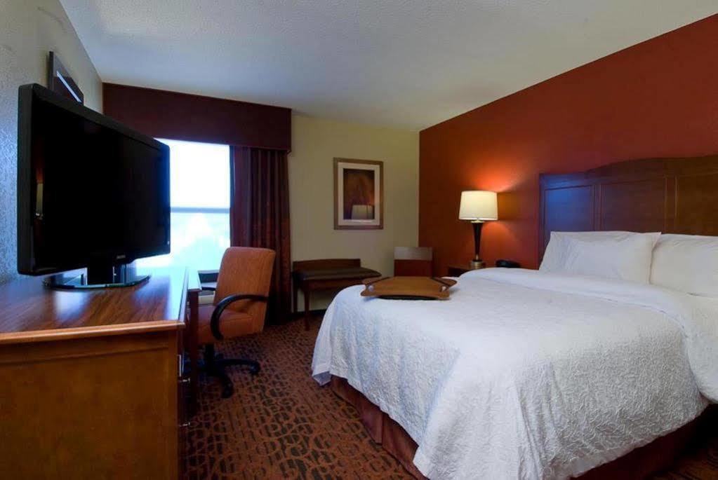 Hampton Inn Fort Wayne-Southwest Екстер'єр фото